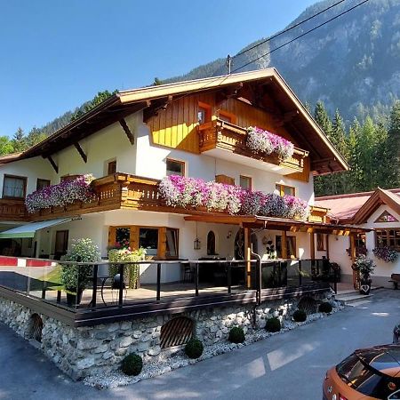 Gaestehaus Almrausch, Ferienanlage Mit Pool Nassereith Εξωτερικό φωτογραφία