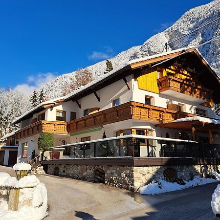 Gaestehaus Almrausch, Ferienanlage Mit Pool Nassereith Εξωτερικό φωτογραφία