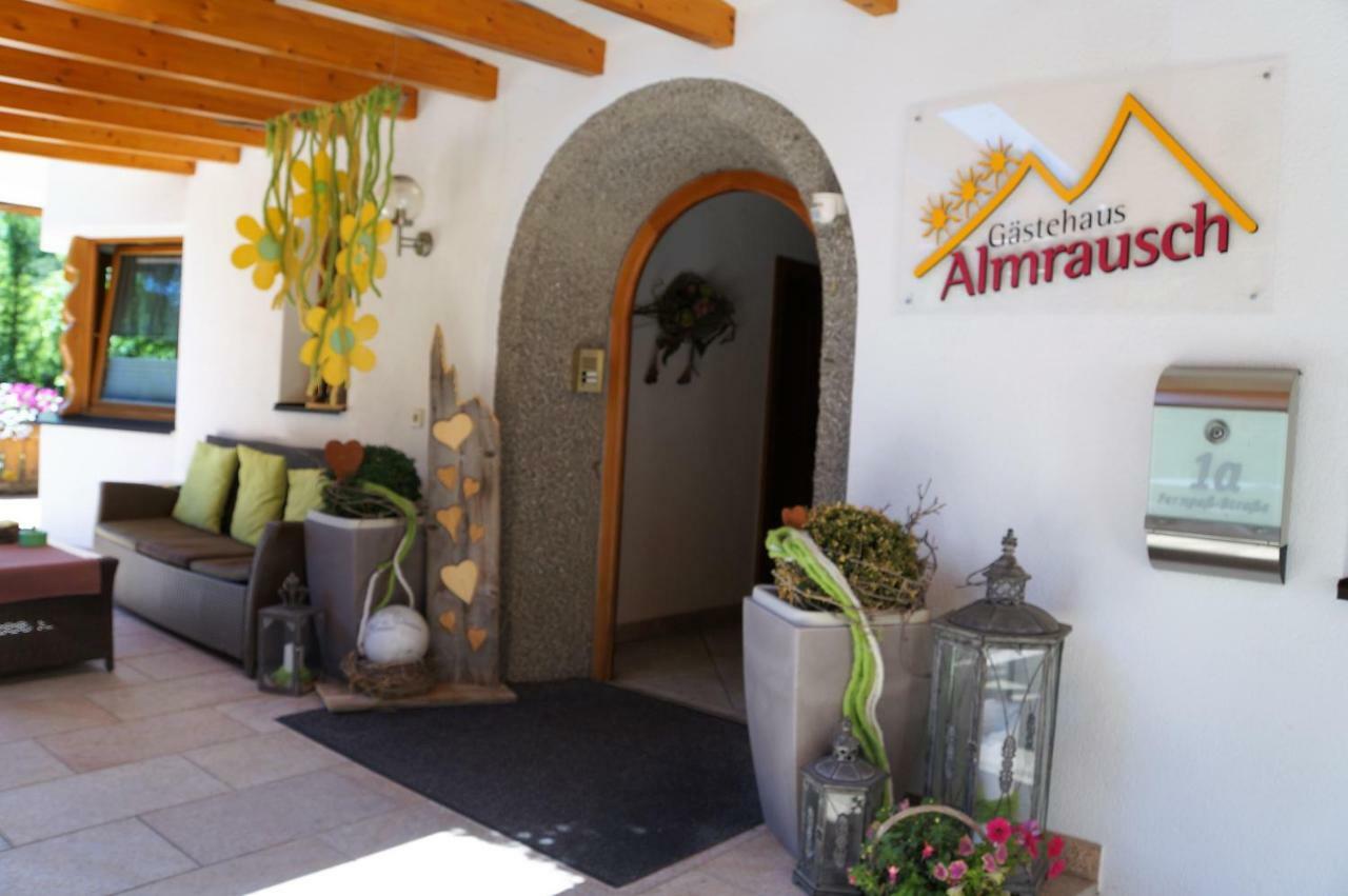 Gaestehaus Almrausch, Ferienanlage Mit Pool Nassereith Εξωτερικό φωτογραφία